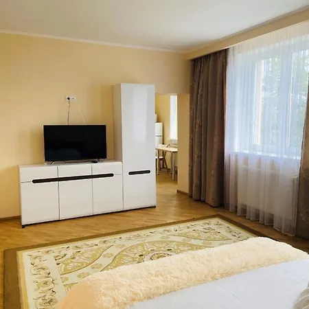 At Lesya Ukrainka تريسكافيتس