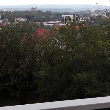 At Lesya Ukrainka بيت ضيافة