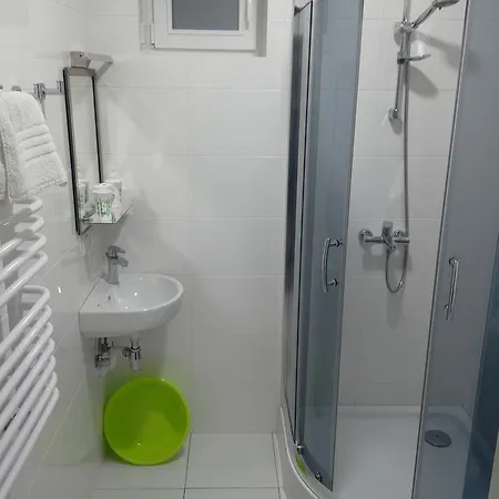 بيت ضيافة At Lesya Ukrainka 3*