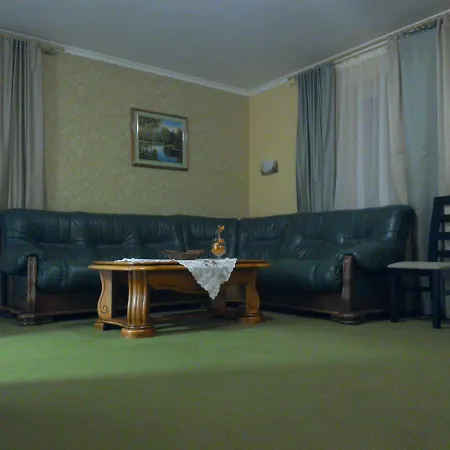 At Lesya Ukrainka تريسكافيتس